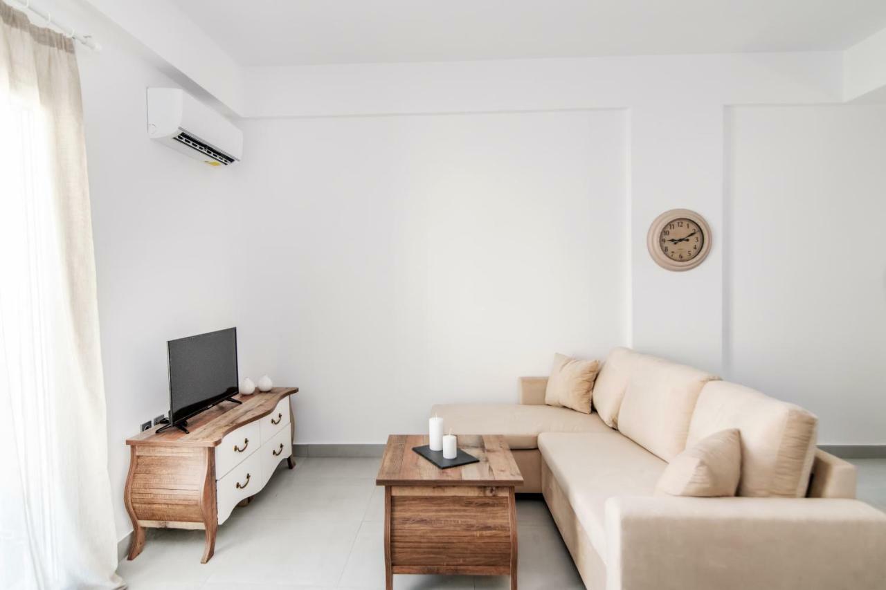Lux 'n Comfort Apartments Tínos Extérieur photo