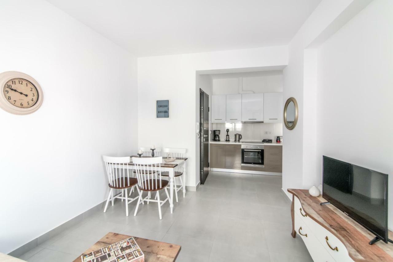 Lux 'n Comfort Apartments Tínos Extérieur photo