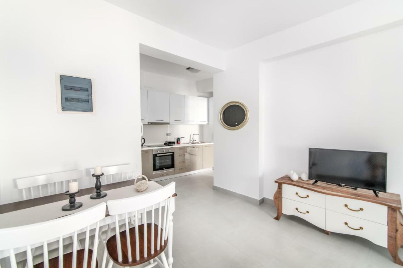 Lux 'n Comfort Apartments Tínos Extérieur photo